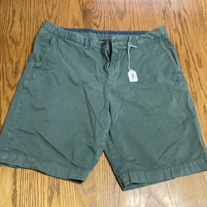 Tommy Bahama Shorts Green 38